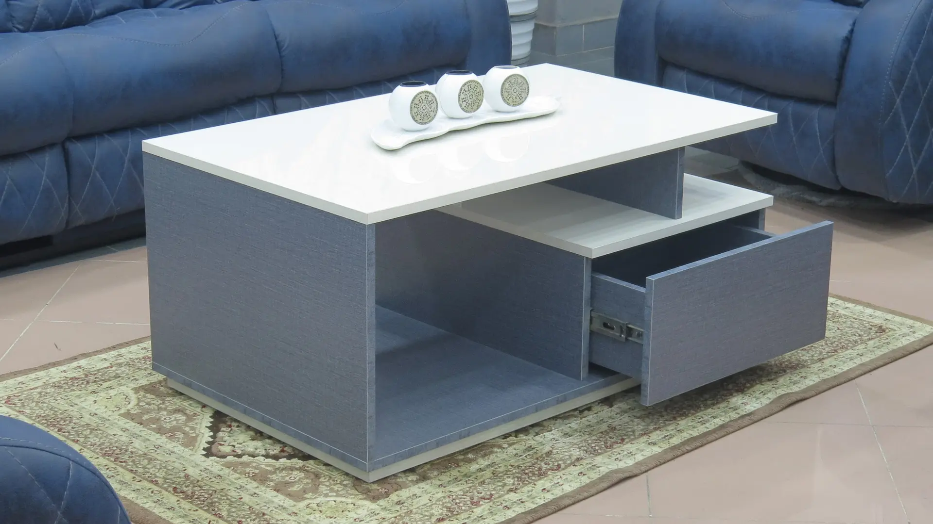 Andra-table-02