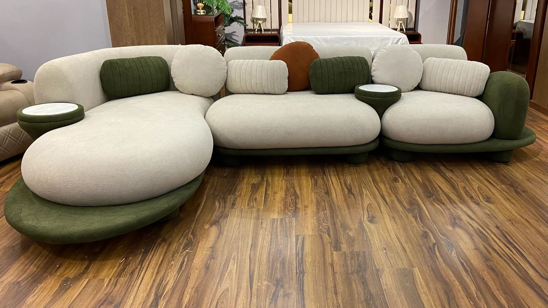 Pandita-sectional-sofa-02