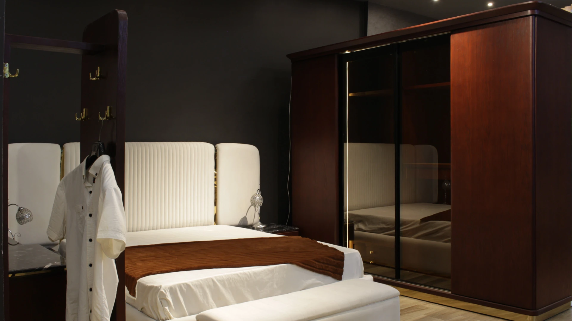 غرف نوم كامله