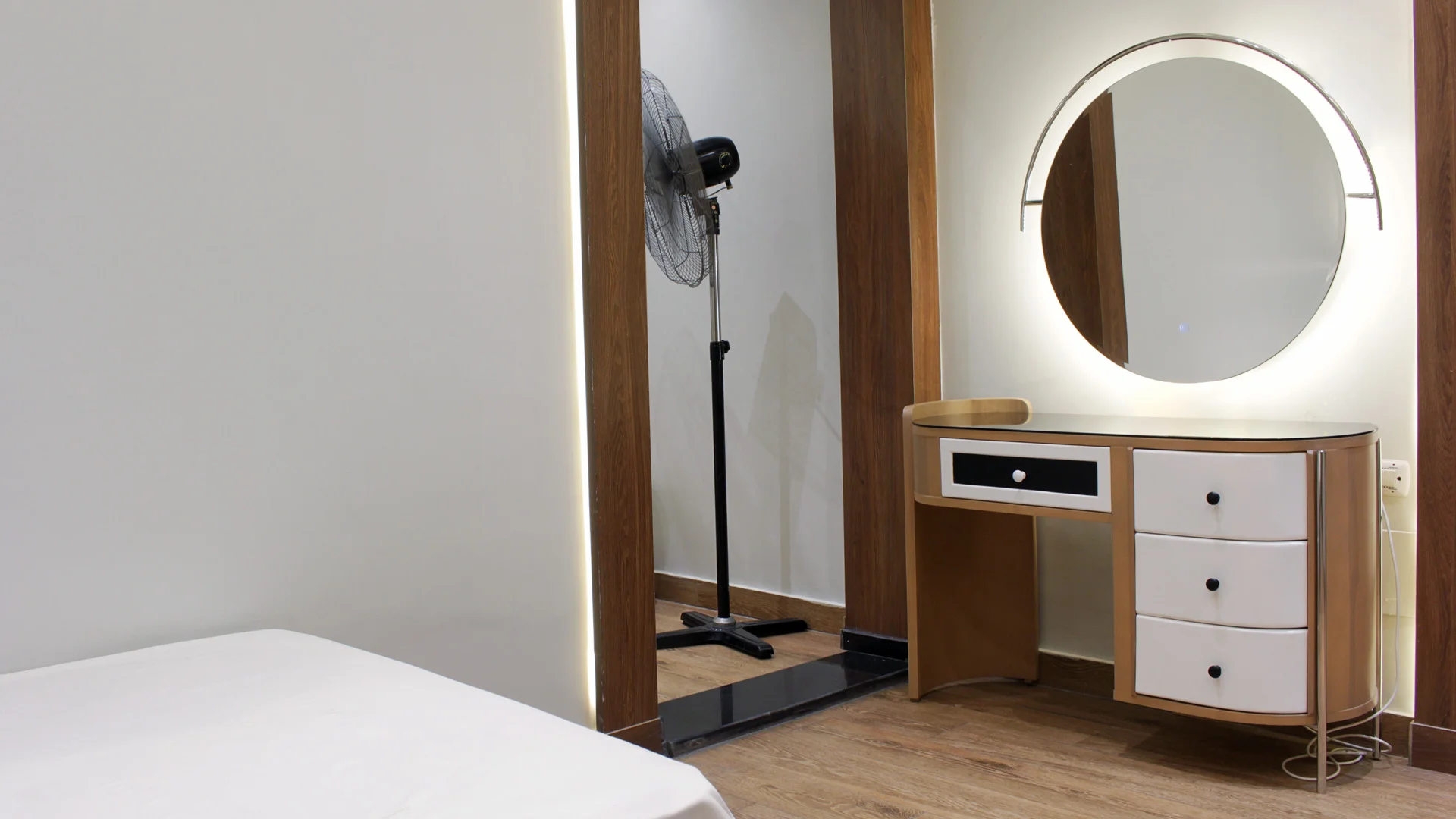 غرفة نوم شبابي