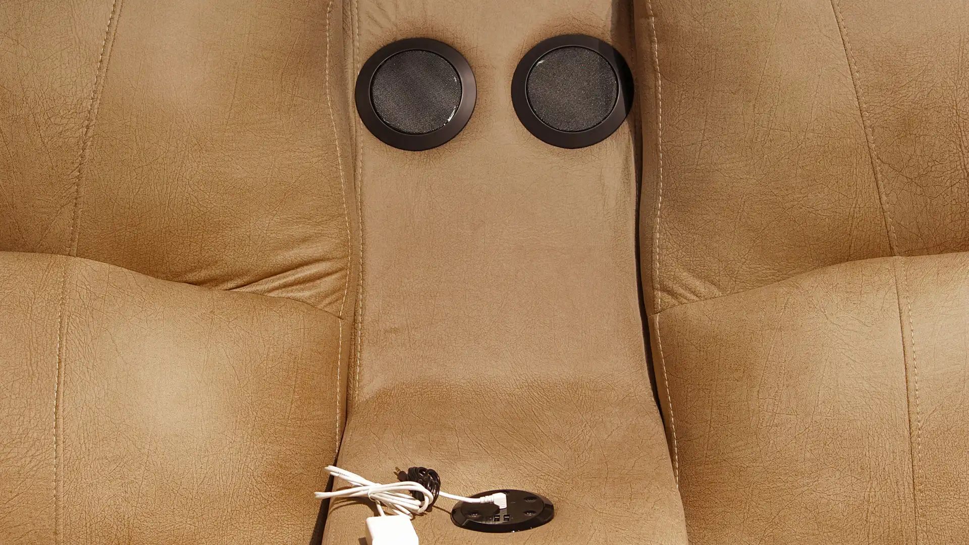 Loud-sectional-sofa-04