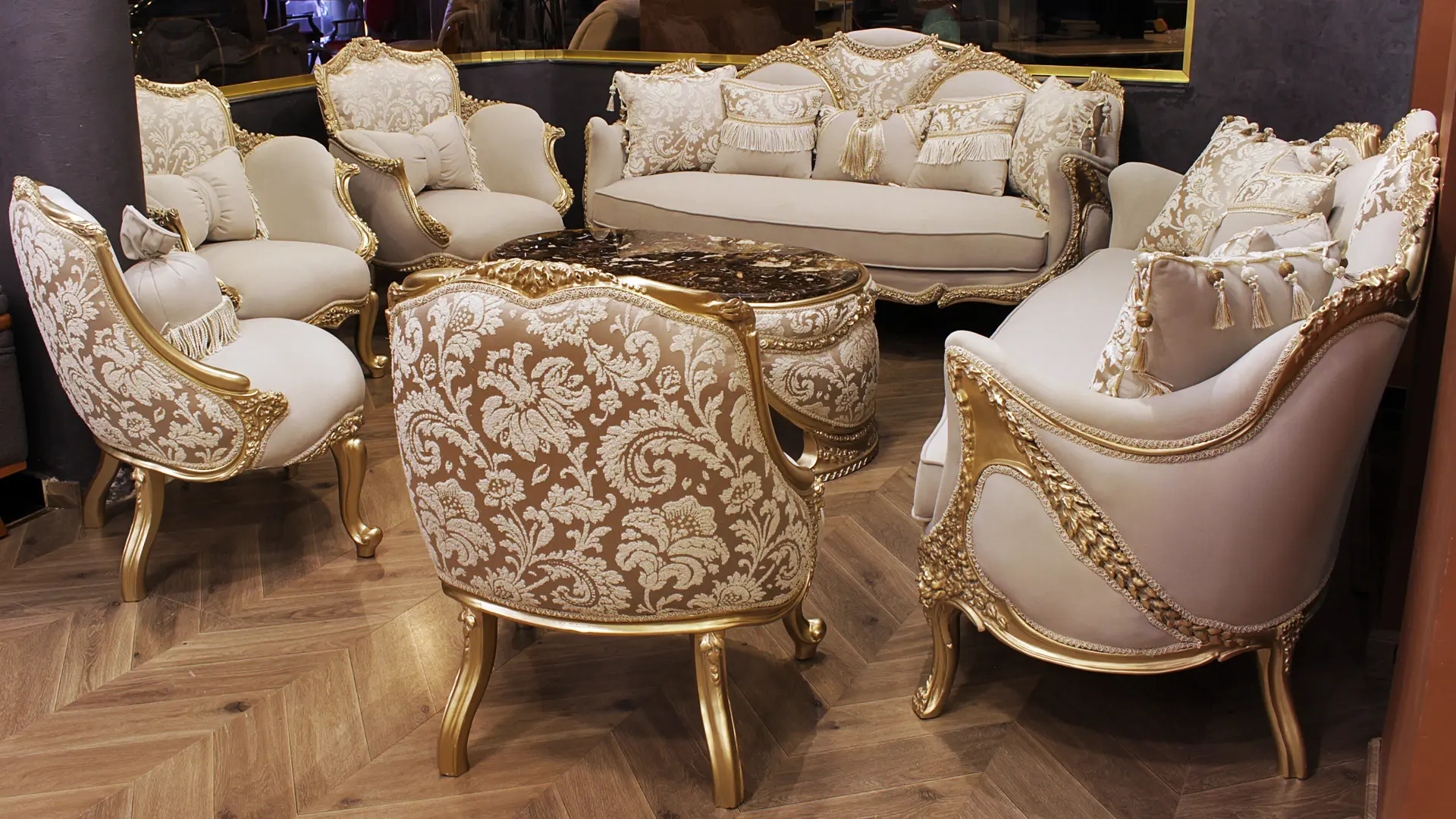 صالون كلاسيك 2026