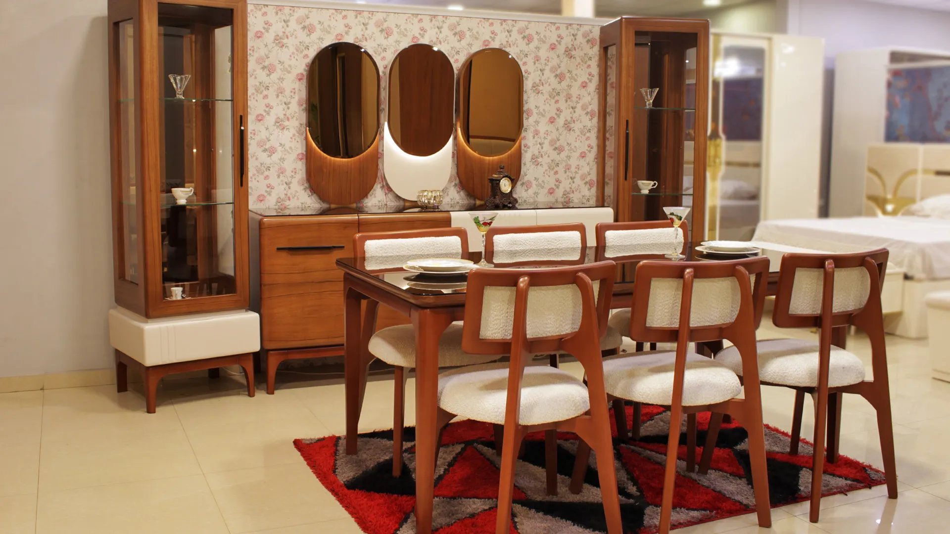 سفرة مودرن ٦ كراسي